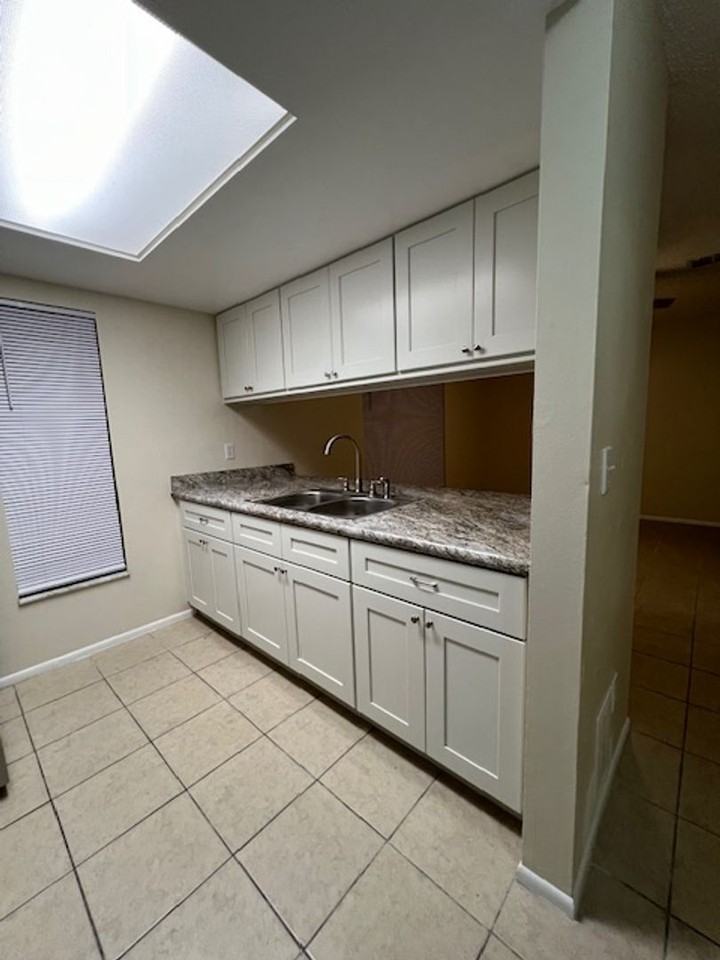 149 Sunnyside Dr - Photo 5 of 28