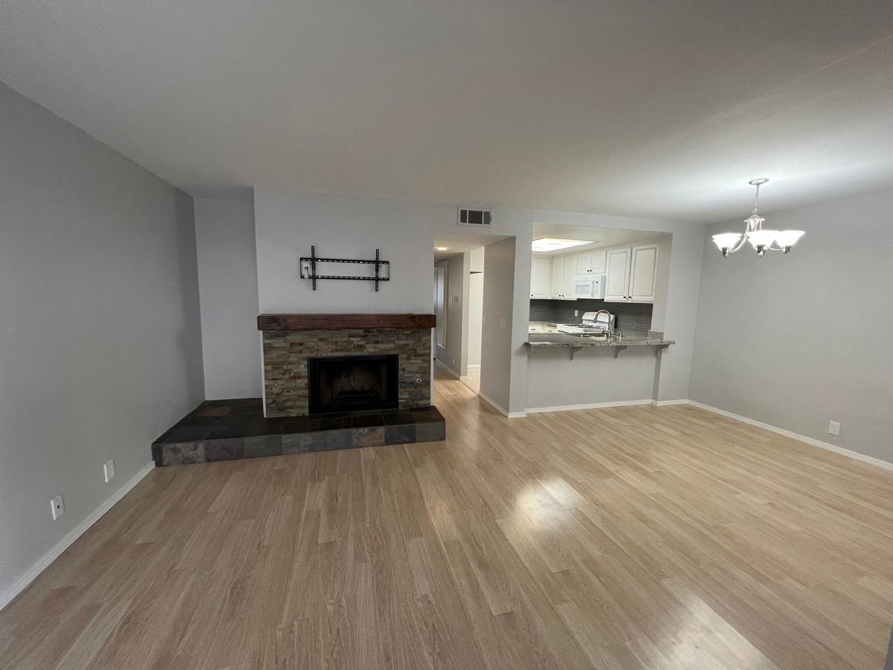 1210 Via Montoya - Photo 2 of 21
