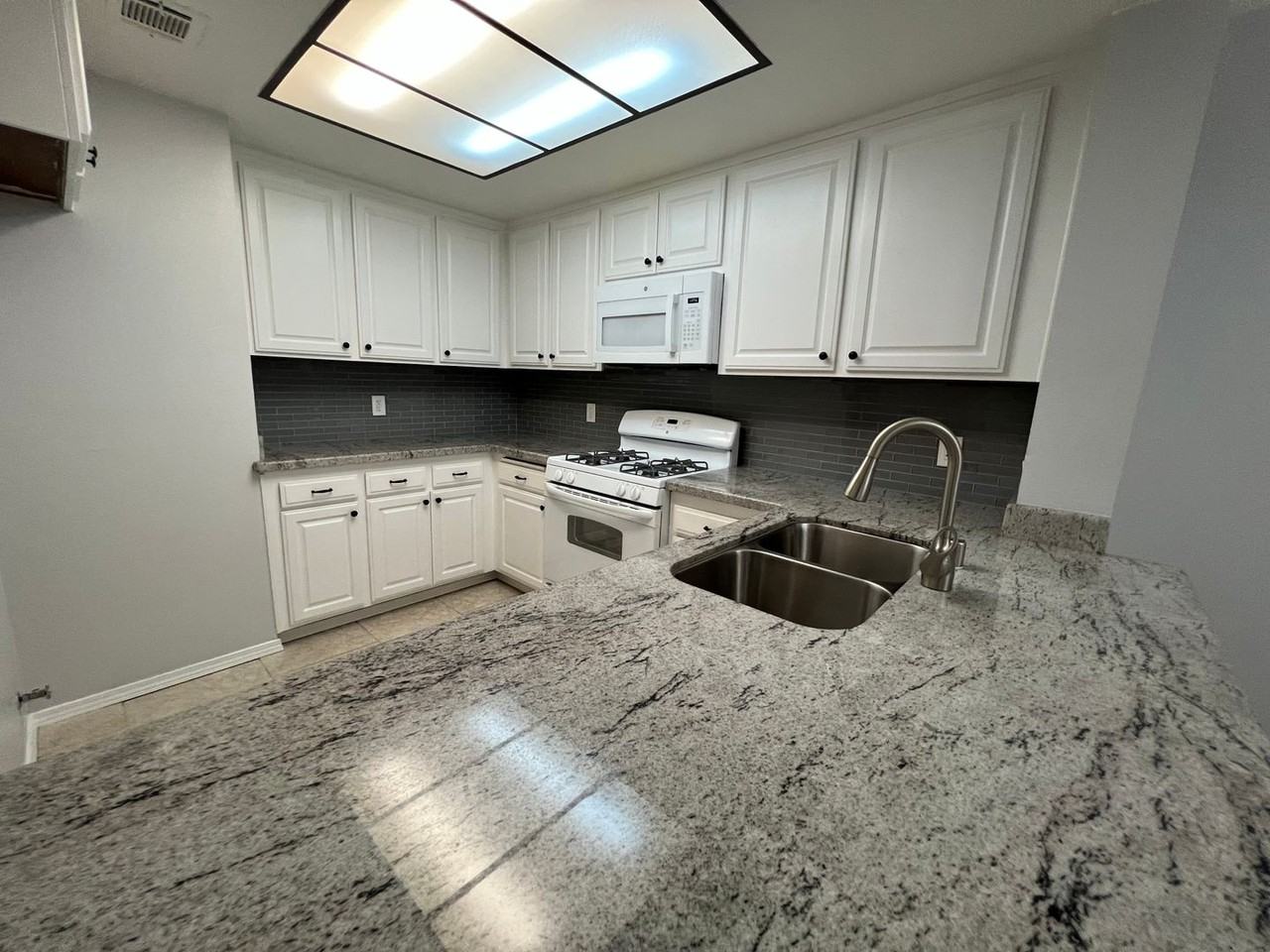 1210 Via Montoya - Photo 5 of 21