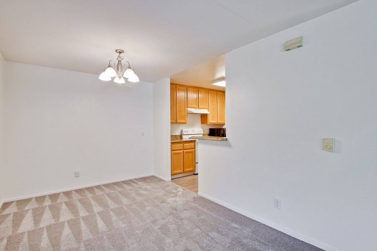 680 Encore Way - Photo 3 of 39