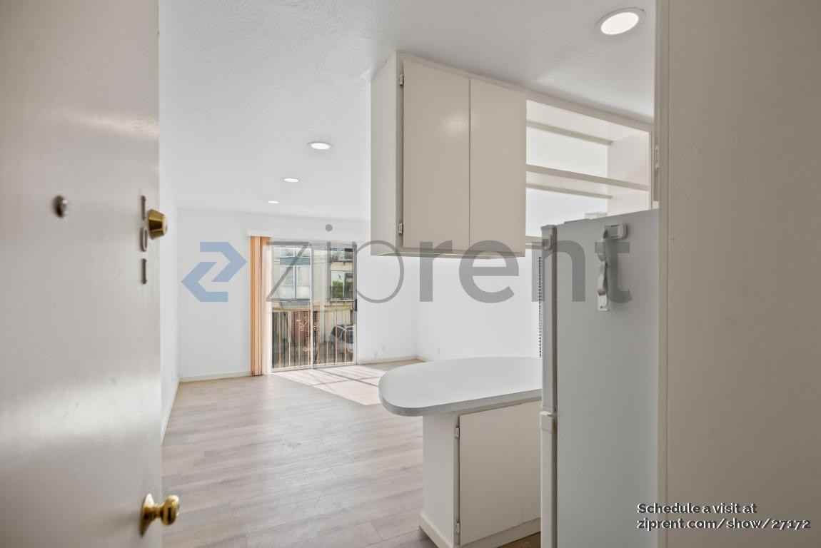 474 90th St #101 - Photo 6 of 26