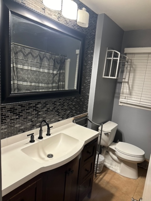 2528 Donna Dr - Photo 3 of 17