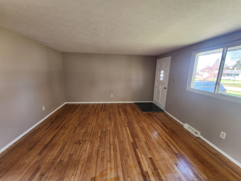 6676 Tupelo Dr - Photo 2 of 12