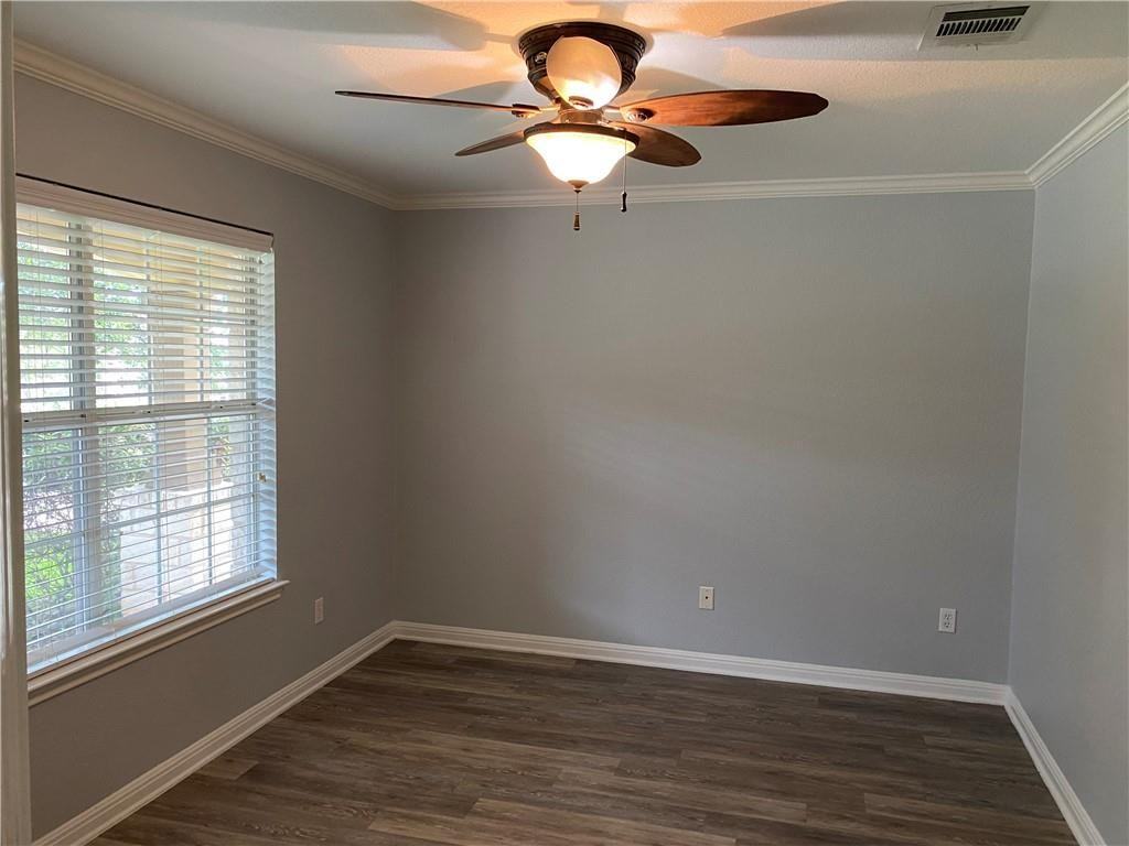 3208 Peruga Ln - Photo 3 of 8