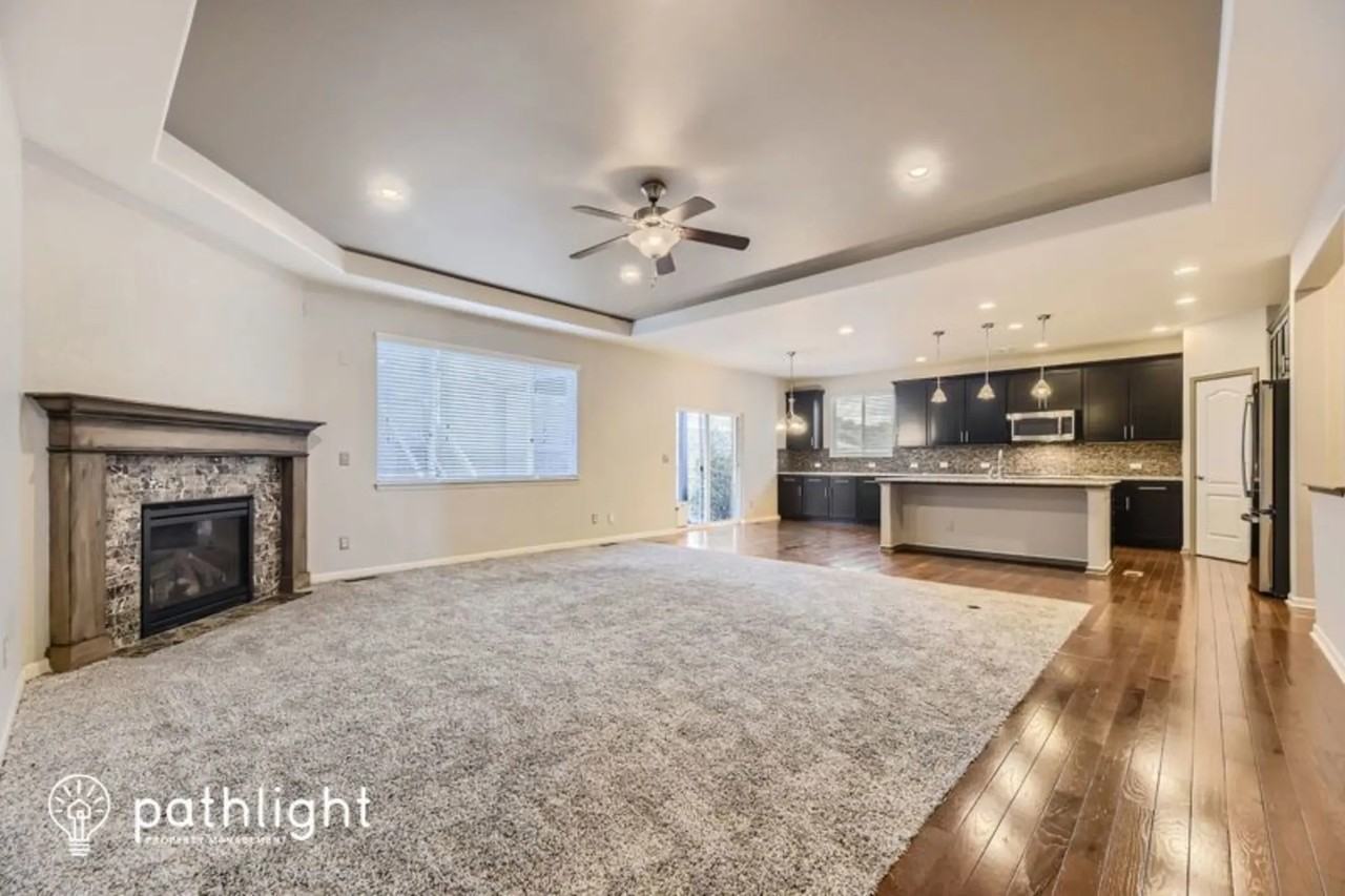 2465 Mccracken Ln - Photo 3 of 25