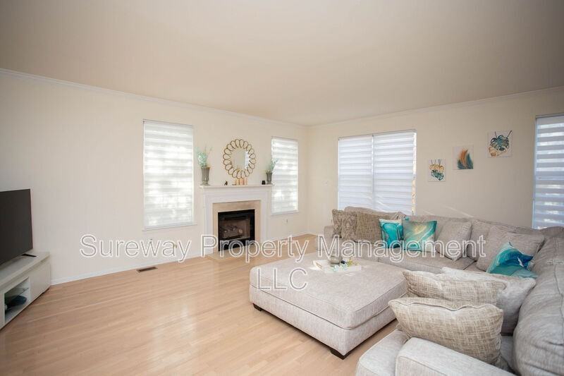 7706 Juniper Ln - Photo 3 of 50