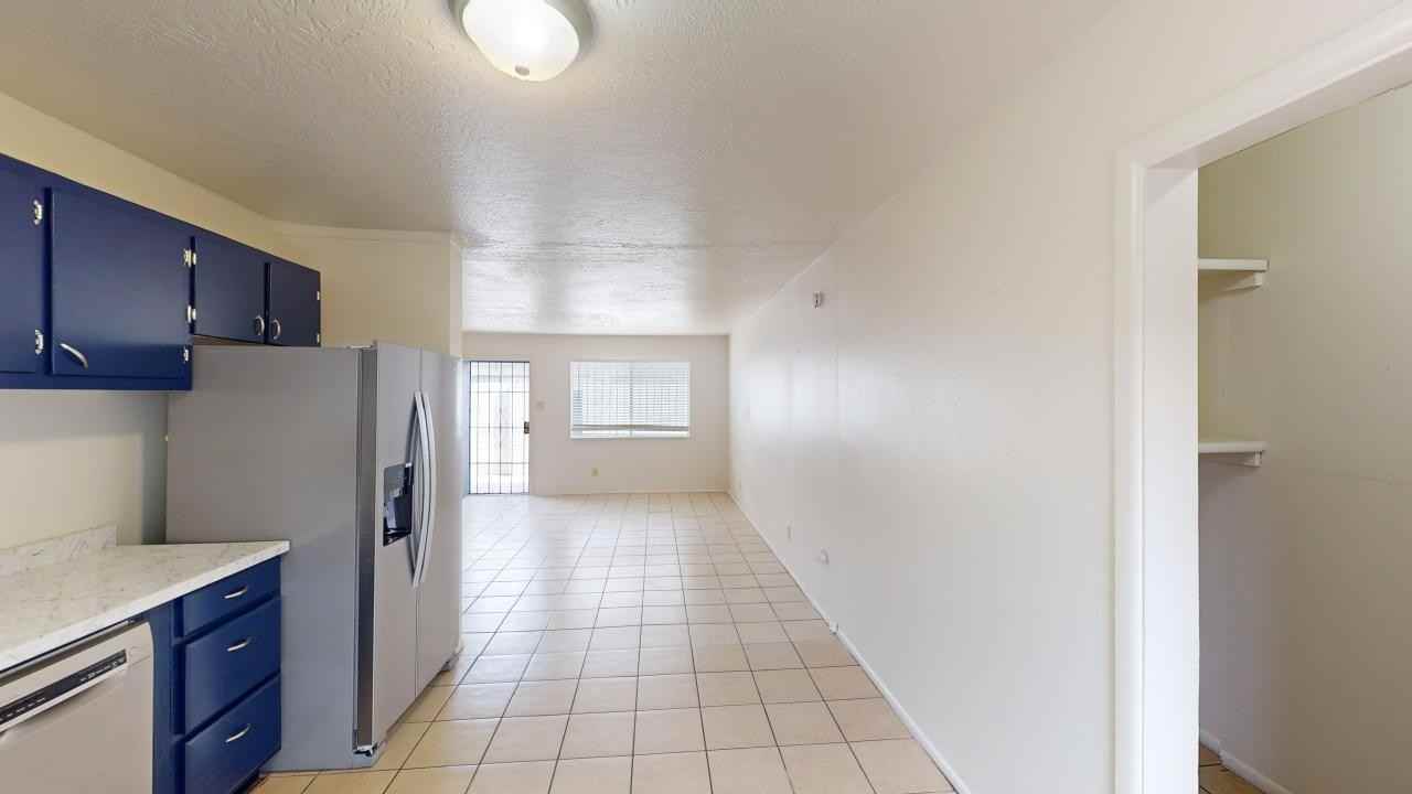 3418 Thaxton Ave Se - Photo 4 of 35