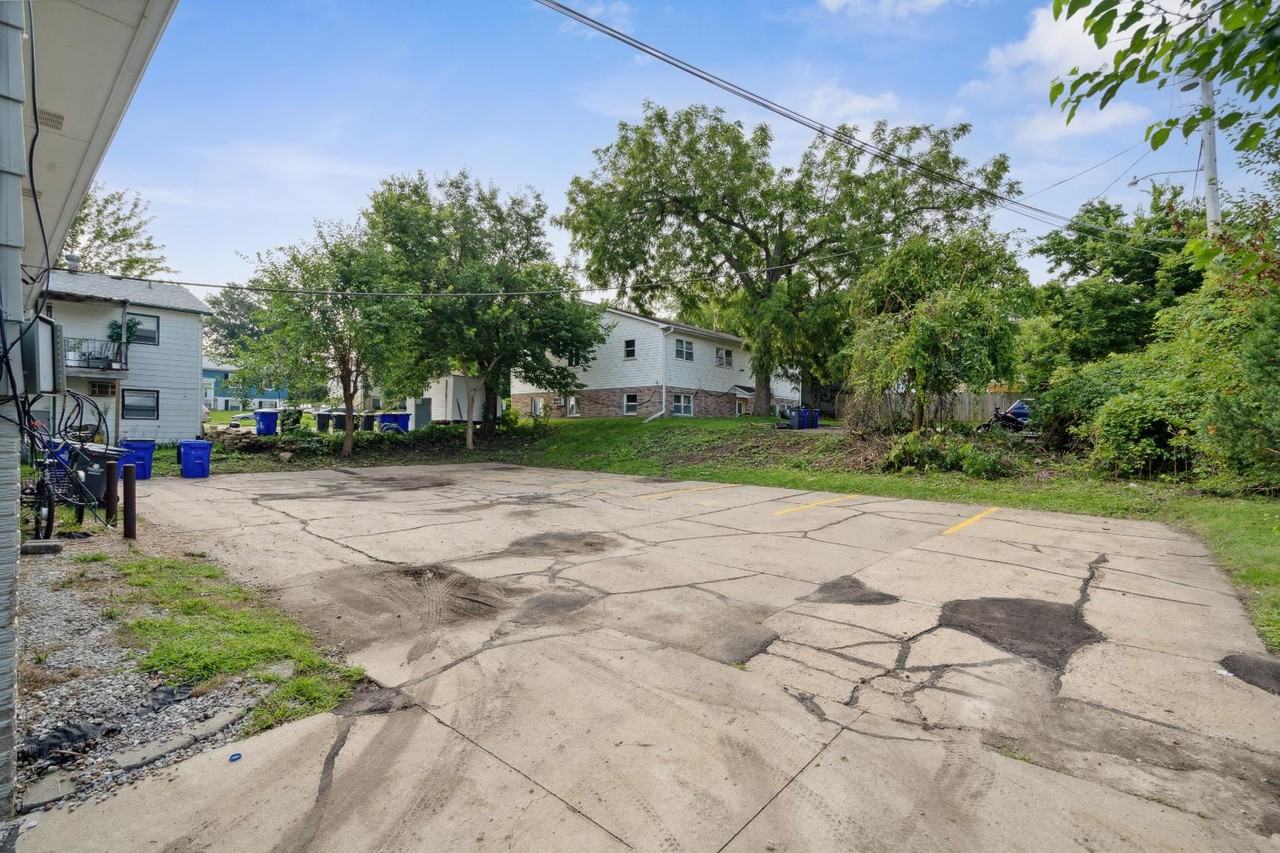 3207 Johnson Ave NW - Photo 3 of 6