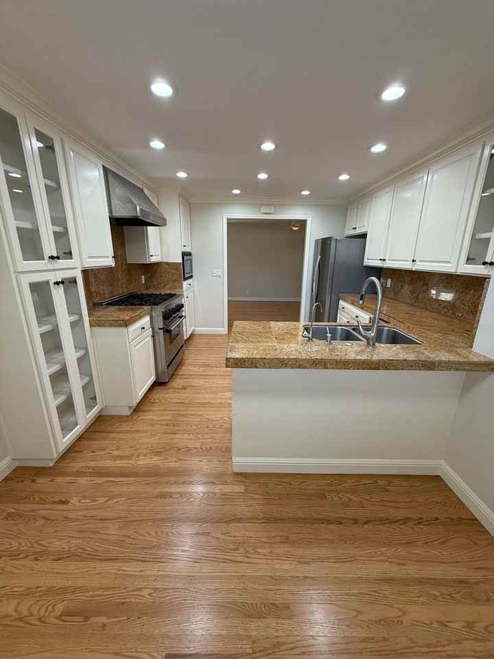 1062 Timbercrest Dr - Photo 3 of 28