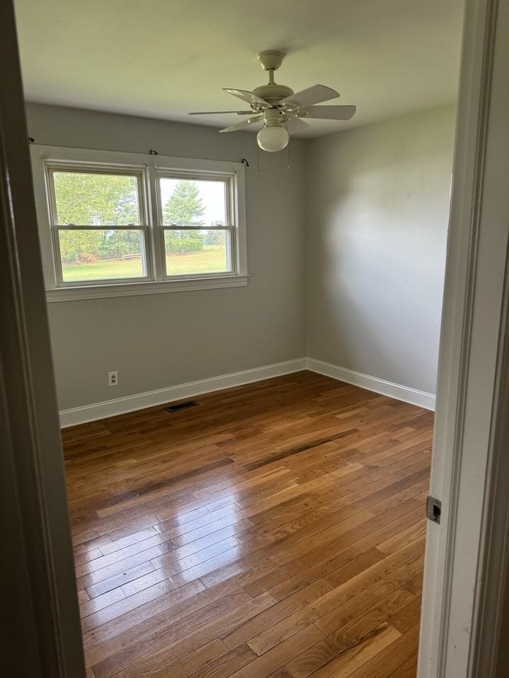 4727 Sawmills School Rd - Photo 6 of 13