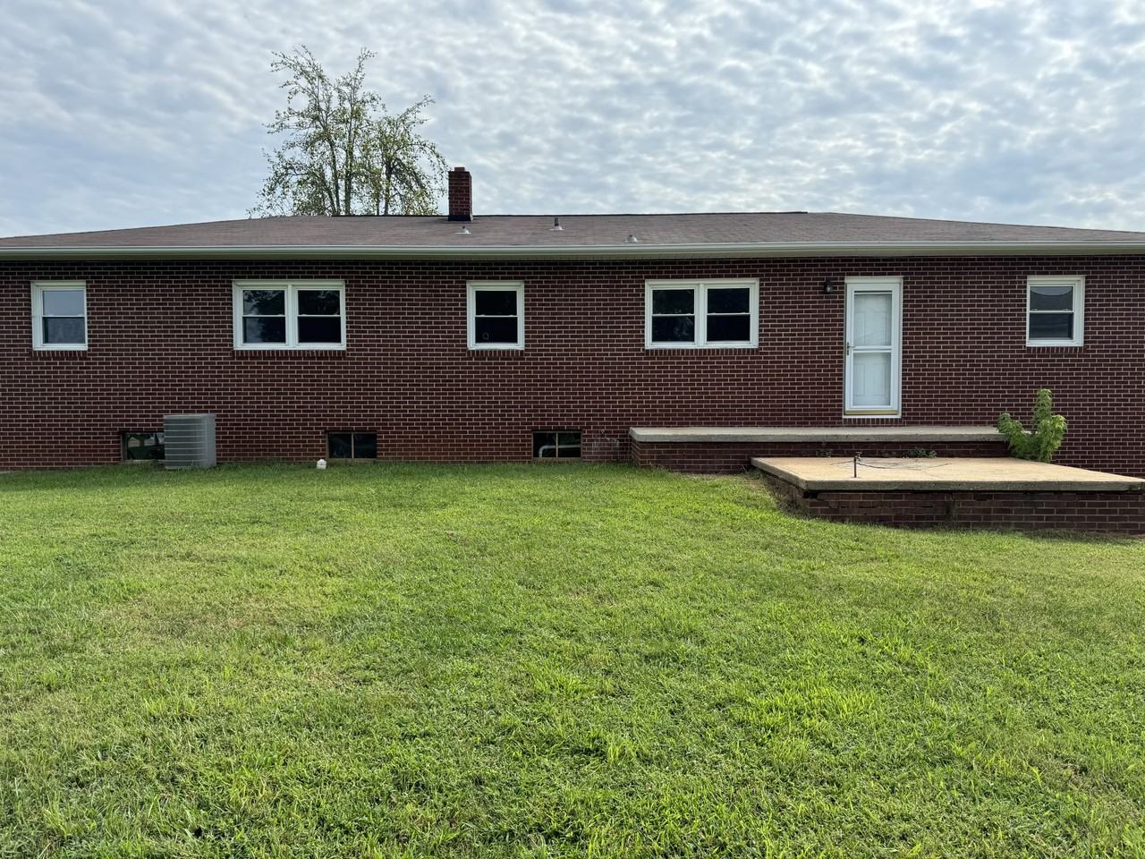 4727 Sawmills School Rd - Photo 4 of 13