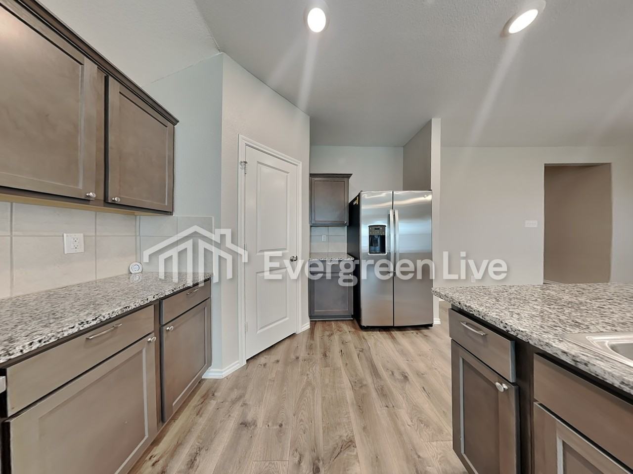 408 Saw Mill Rd - Photo 3 of 14