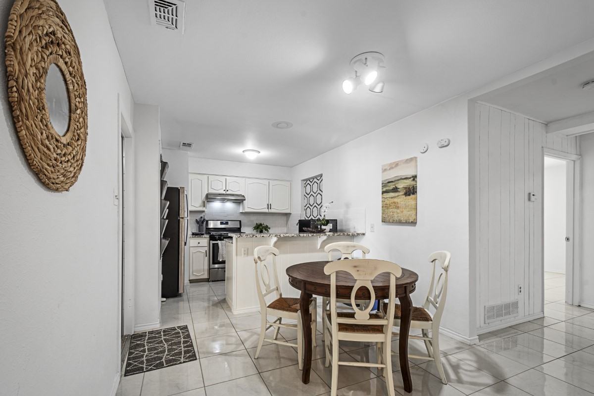 Winslow Dr & Westminster Ct #1B - Photo 3 of 25