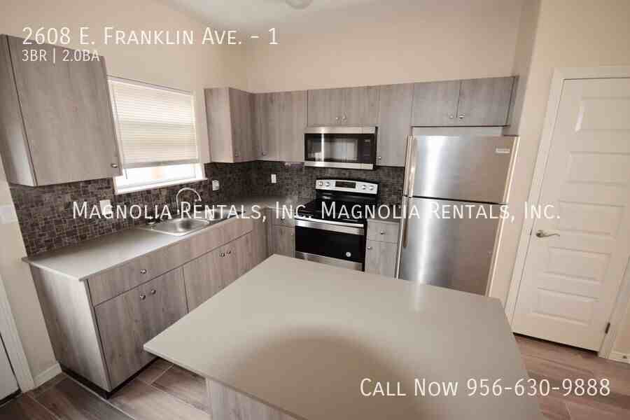 2608 E Franklin Ave #1 - Photo 4 of 10