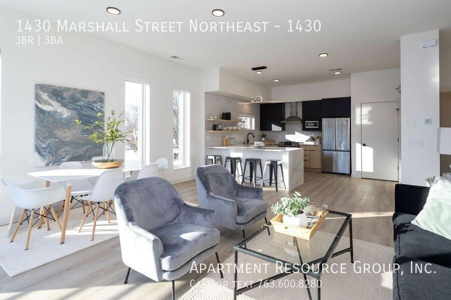 1430 Marshall St Ne #1430 - Photo 3 of 21