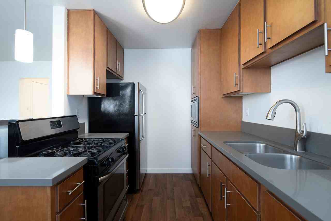 Playa Apartments - Photo 4 of 15