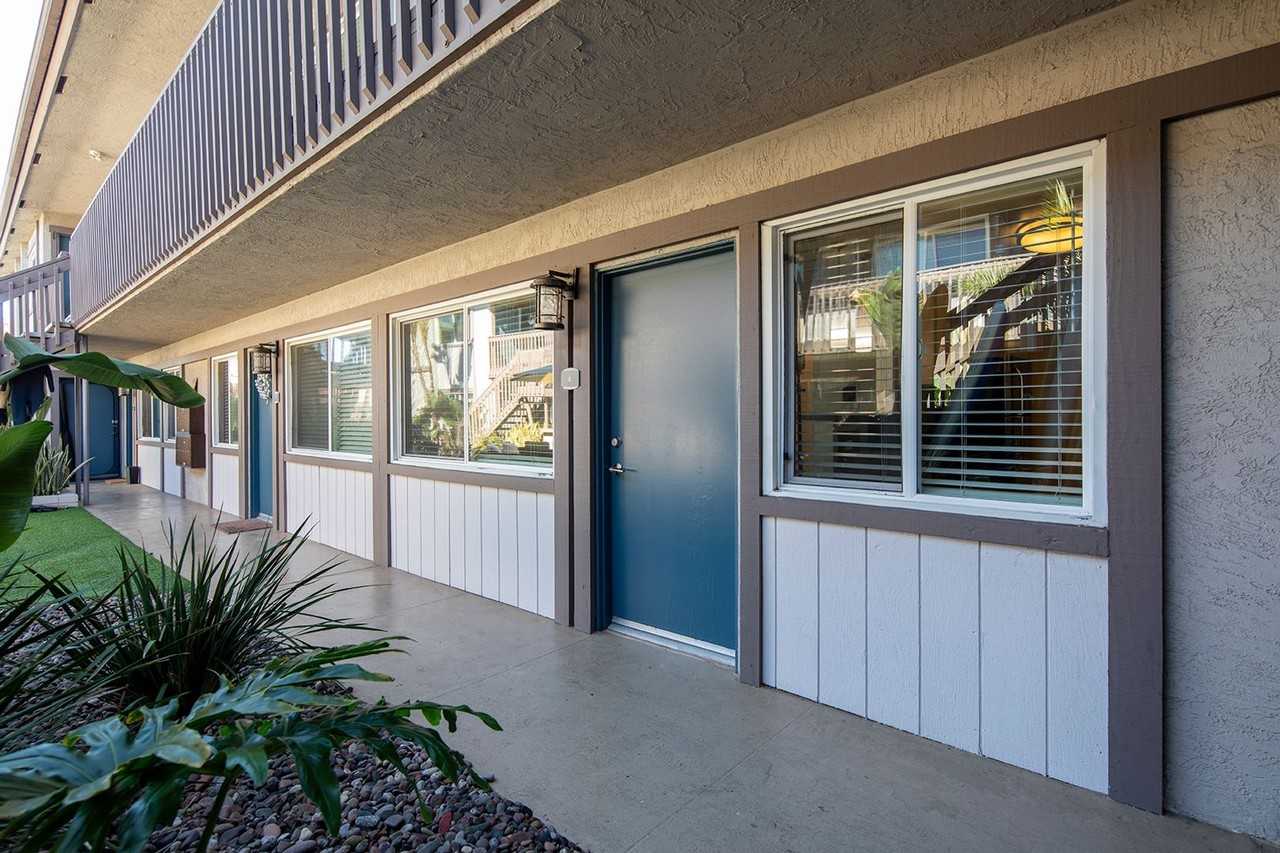 Playa Apartments - Photo 7 of 15