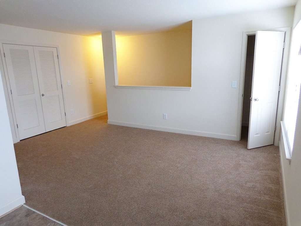 Campostella Commons - Photo 7 of 20