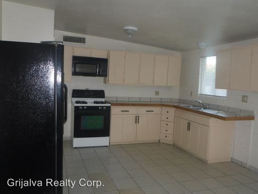 1785 W Calle Acapulco - Photo 3 of 9