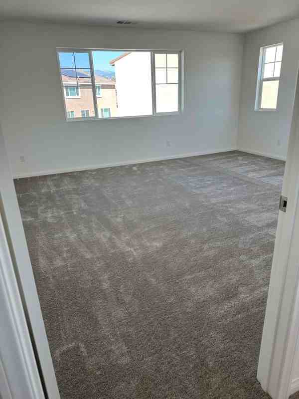 1716 Mardi Gras Ln - Photo 2 of 12