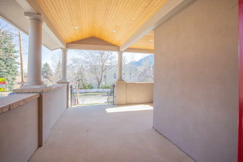 845 Pine St - Photo 3 of 20
