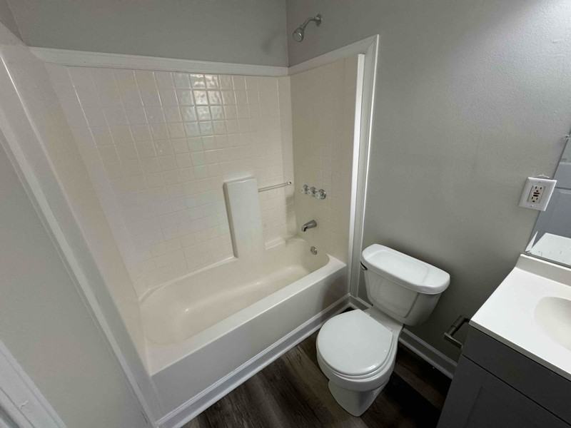 1003 W Whitney Ave - Photo 7 of 10