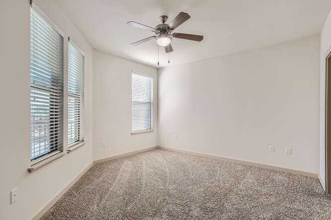 West 46th Apartments - Photo 6 of 32