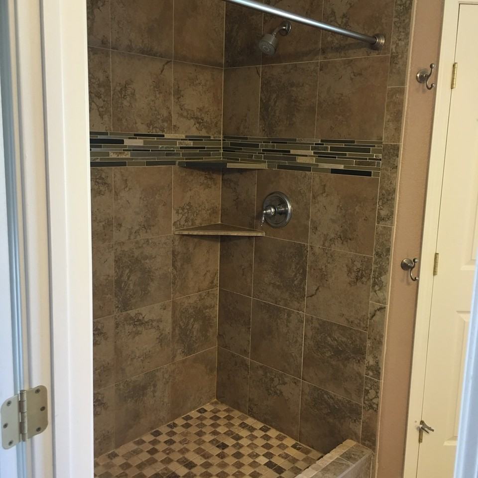 2129 Hayes - Photo 2 of 23