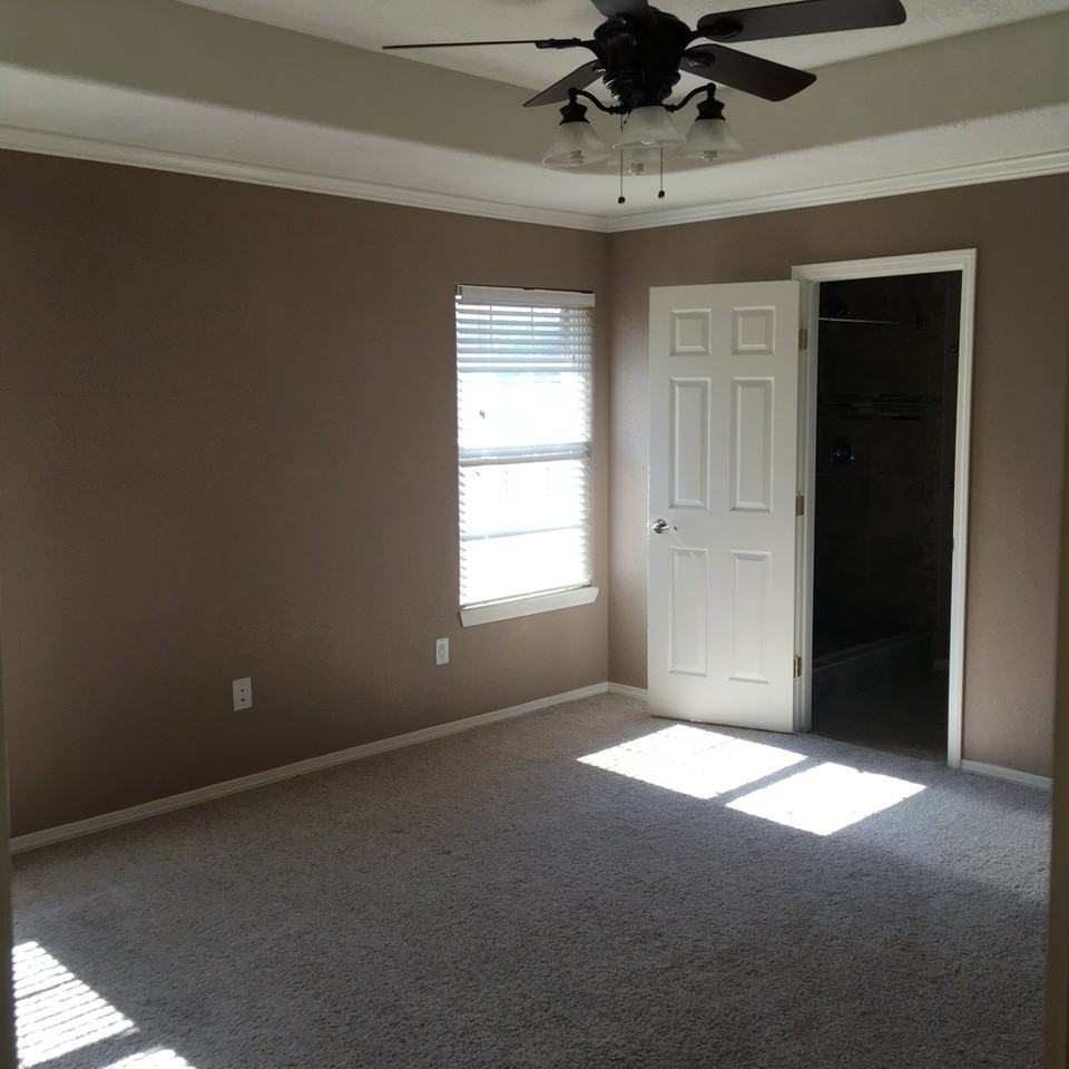 2129 Hayes - Photo 6 of 23