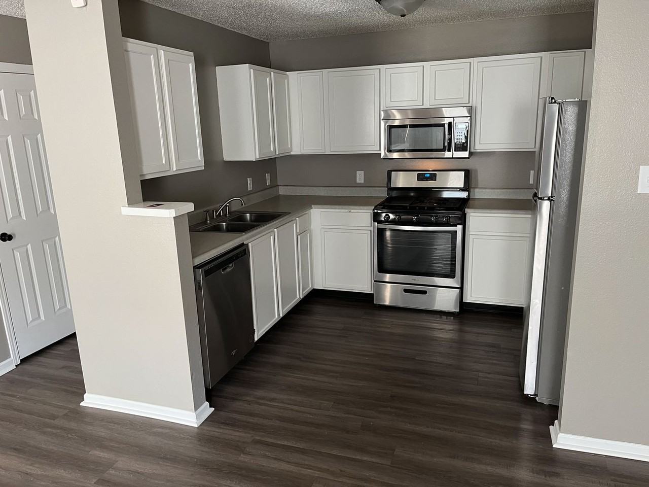 4125 Doten Dr - Photo 6 of 25
