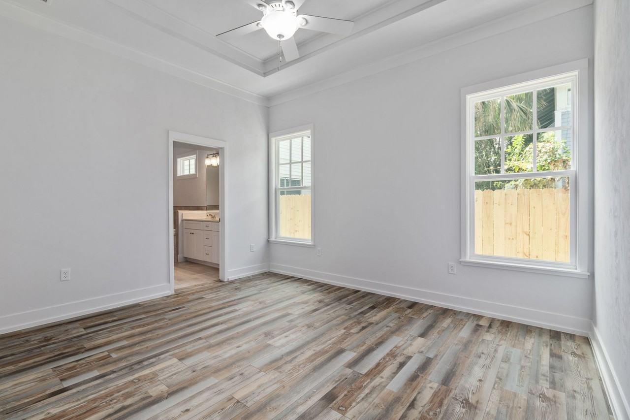 420 Nw 1st St - Photo 6 of 7