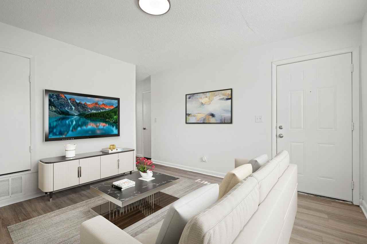 Midpoint on Wilshire - Photo 4 of 32