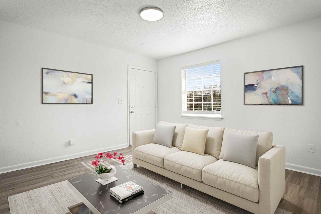 Midpoint on Wilshire - Photo 5 of 32