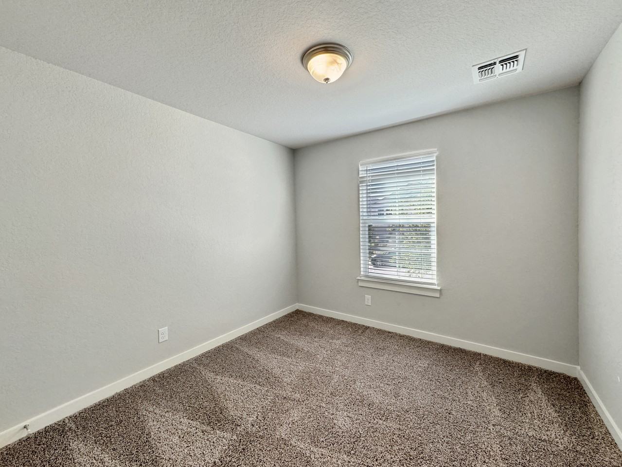 736 Fort Leonard #NA - Photo 6 of 27