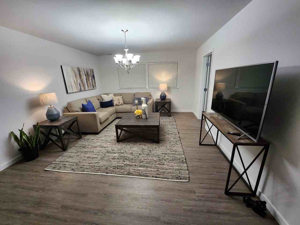 25013 Se 18th St - Photo 5 of 9