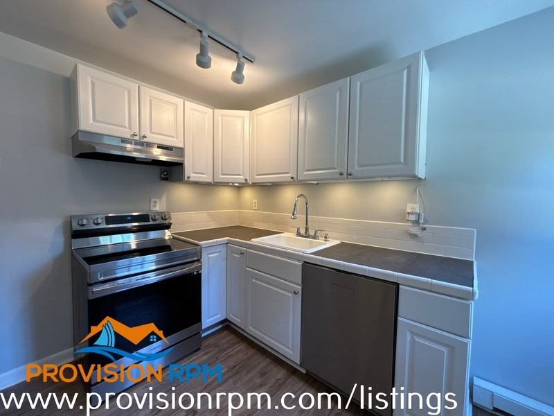 322 Creek Blvd - Photo 7 of 24