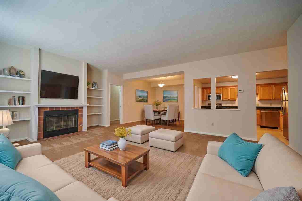 Grand Bay Apartments and Townhomes - Photo 6 of 50