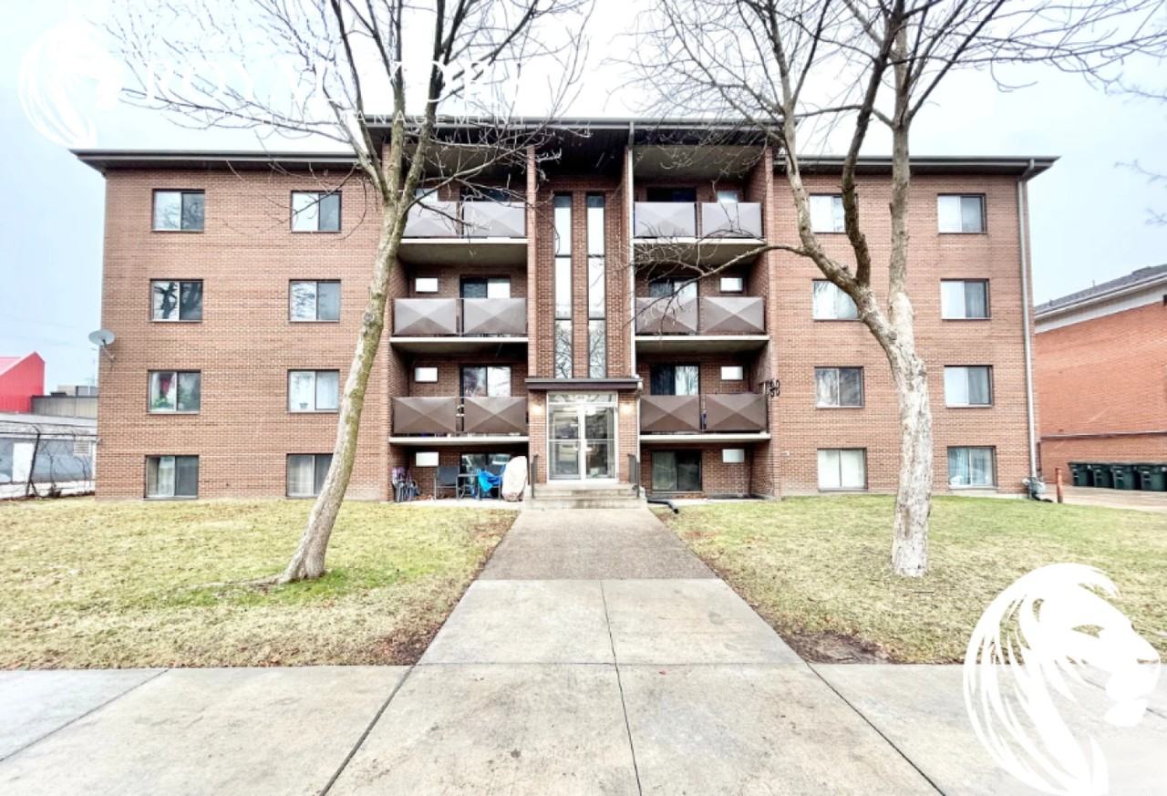 202-650 Cameron Avenue, Windsor, Ontario N9B 1Z1 - Photo 2 of 13