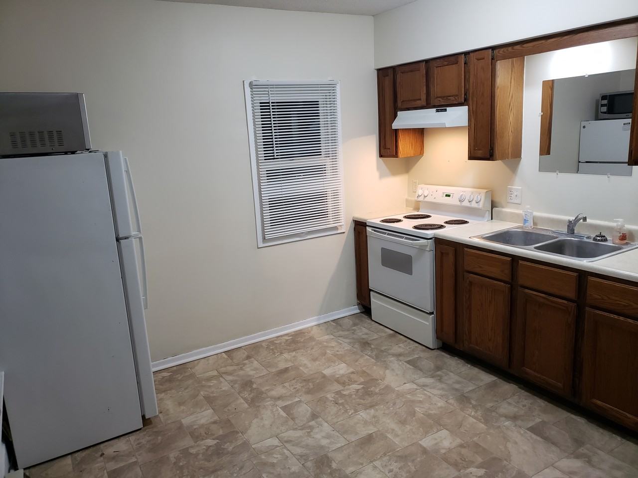 For Rent: 510 2nd St N #1 Dassel - Photo 3 of 7