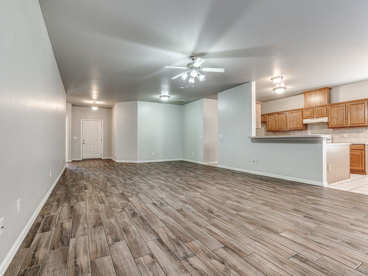 2621 Nw 168th Ter - Photo 3 of 30