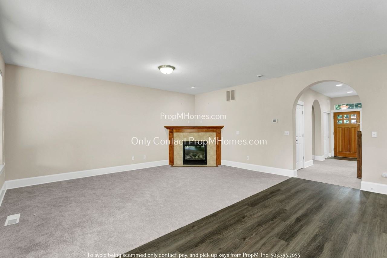 13589 Southeast 134th Avenue - Photo 7 of 31