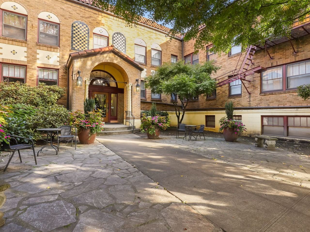 Amber Court Apartments - Photo 2 of 17