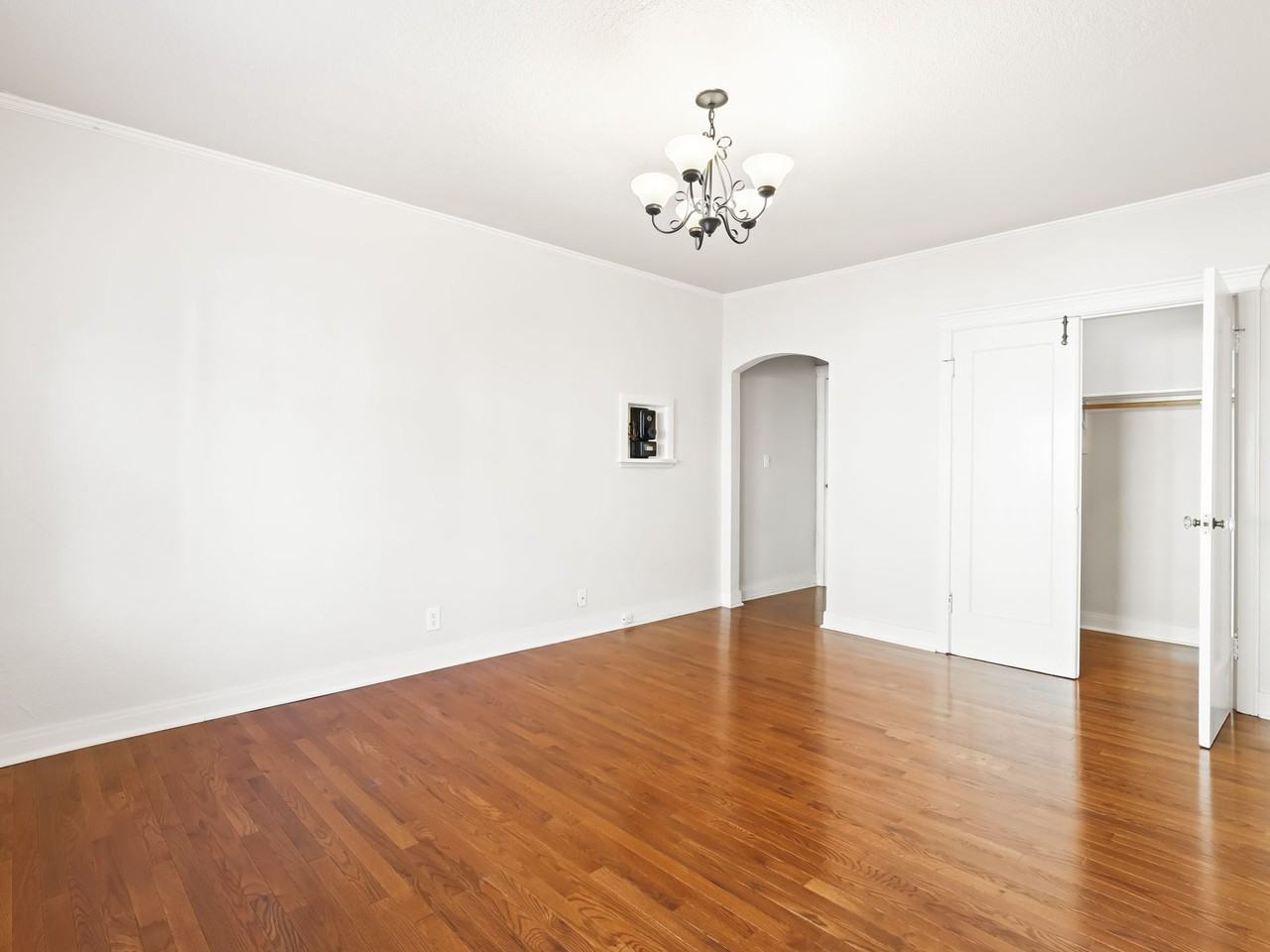 Amber Court Apartments - Photo 7 of 17