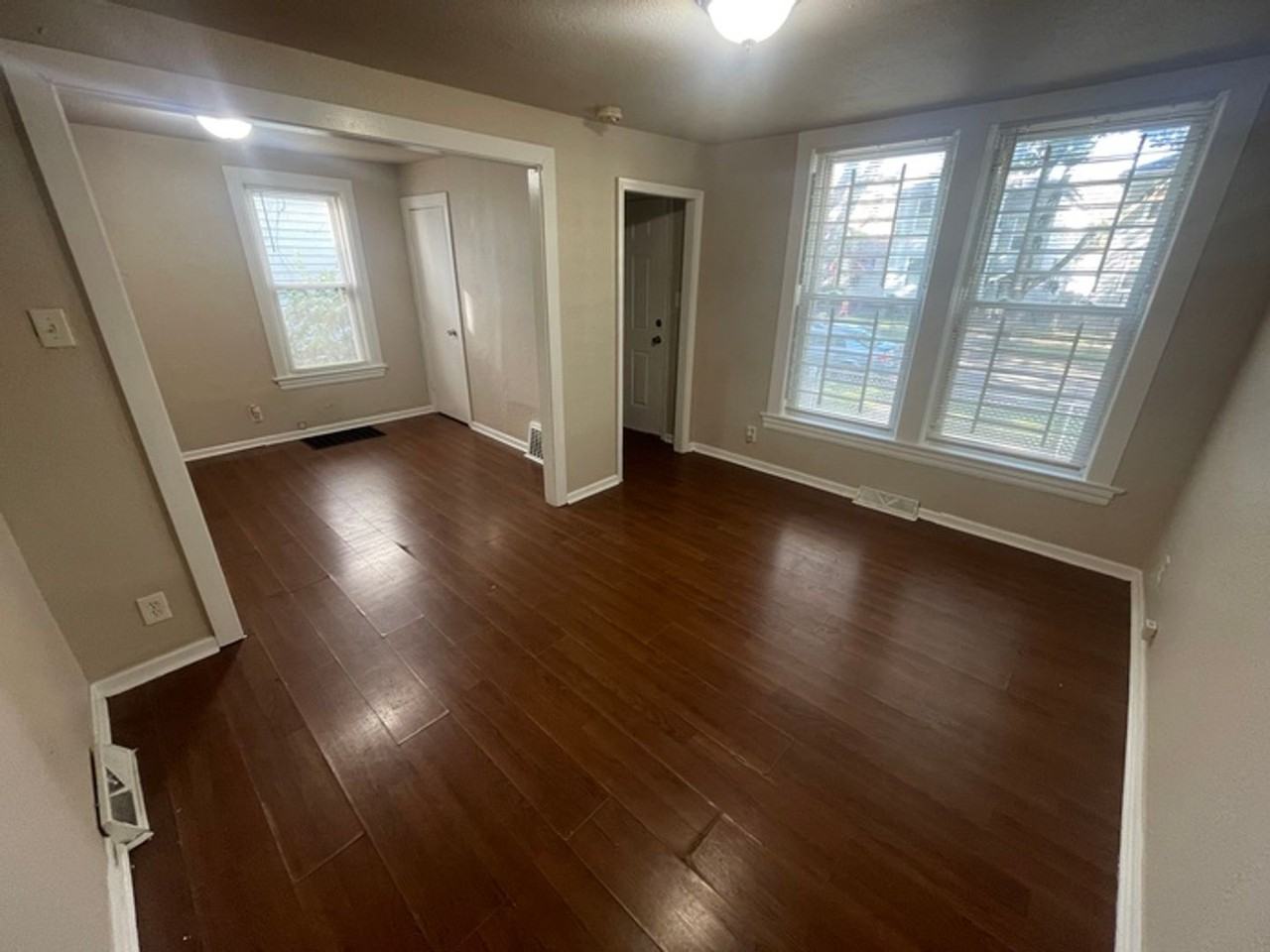 11634 S Princeton Ave - Photo 3 of 20