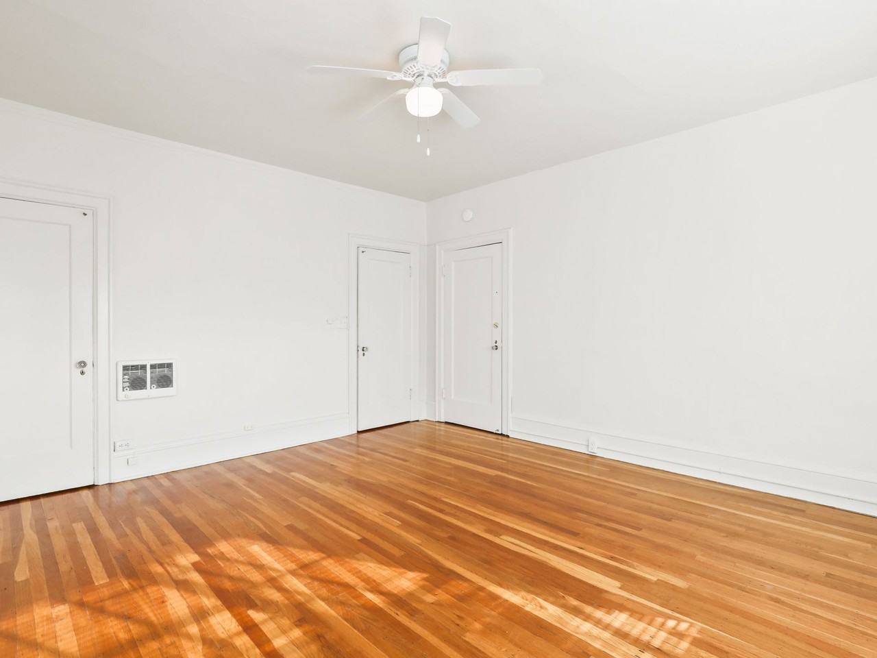 The Lovejoy - Photo 6 of 19