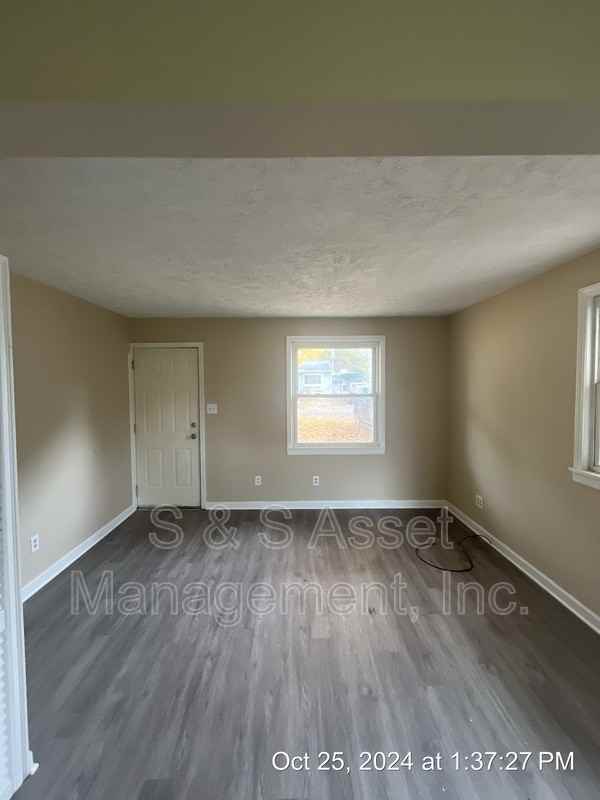 3231 Westmont Ave - Photo 2 of 13