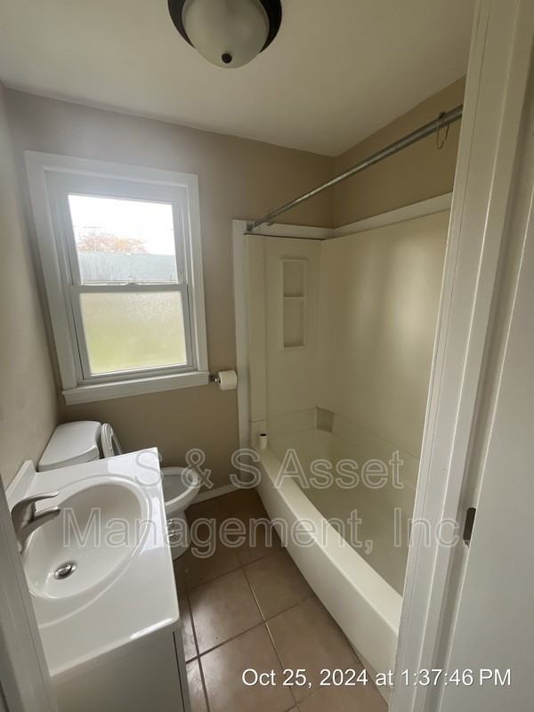 3231 Westmont Ave - Photo 4 of 13