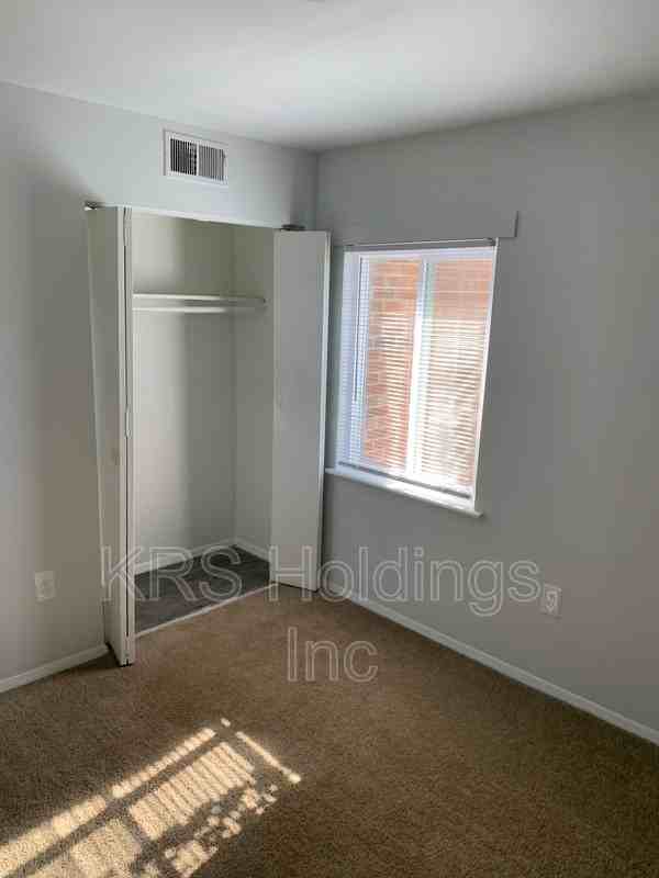 1700 Carlisle Apartments #27 - Photo 4 of 11