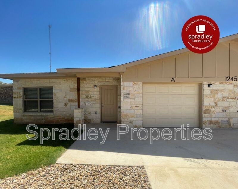 1265 Jasmine Dr Unit A - Photo 2 of 7