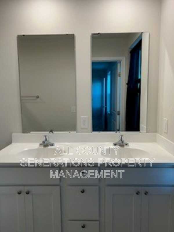 4796 Olivia Way - Photo 5 of 19